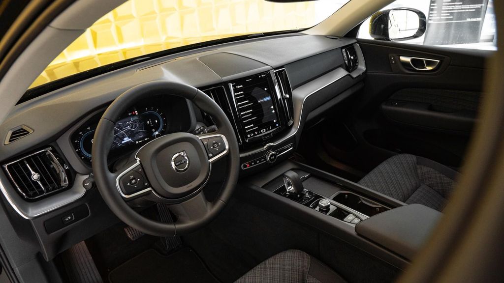 Volvo XC60 2023
