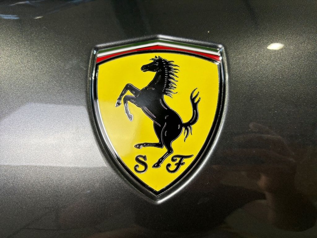 Ferrari Roma 2024