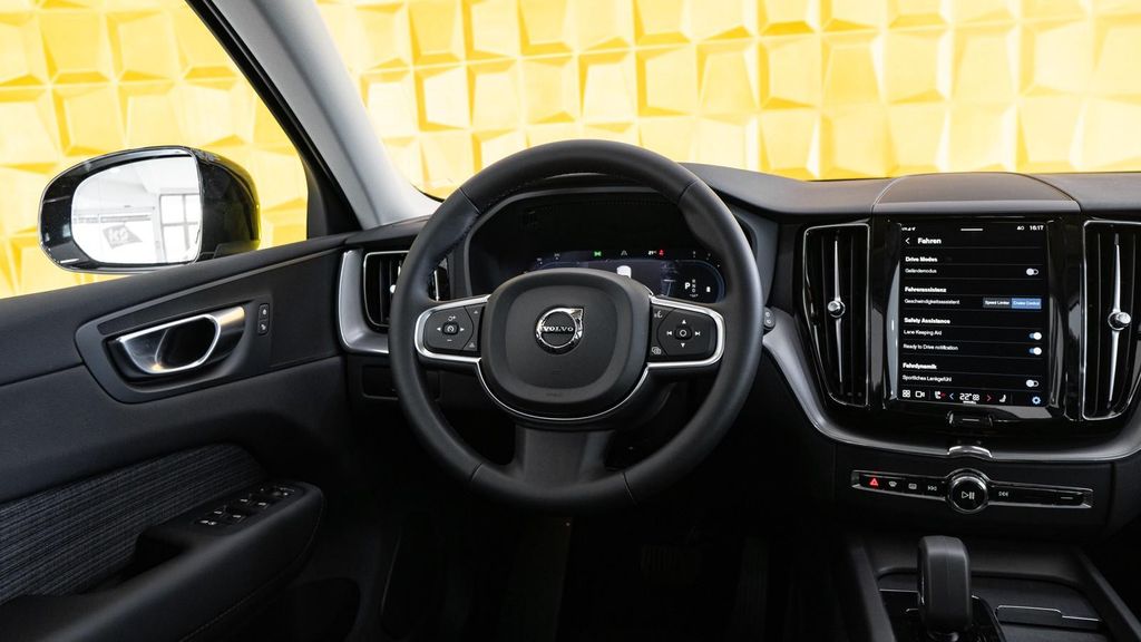 Volvo XC60 2023