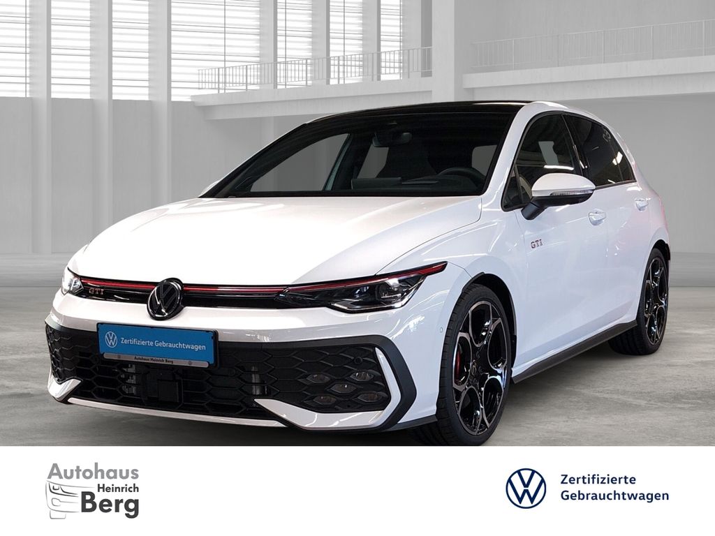 Volkswagen Golf 2025