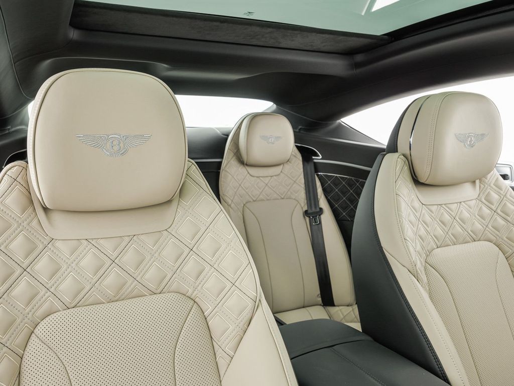 Bentley Continental GT 2024