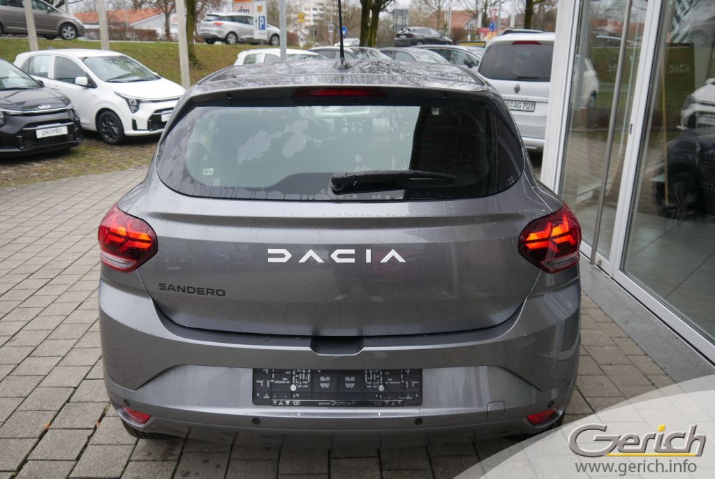 Dacia Sandero 2024