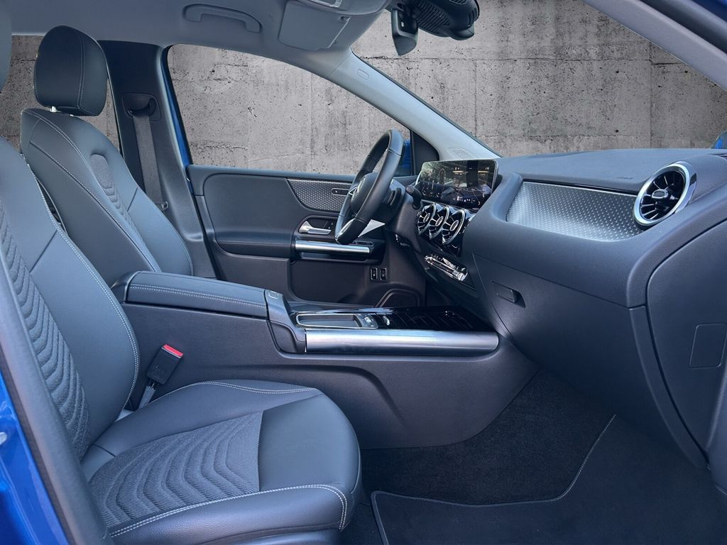 Mercedes-Benz B 250 2023