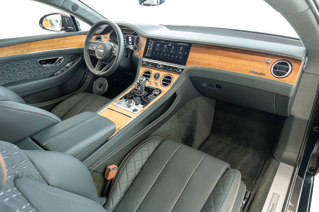 Bentley Continental GT 2023