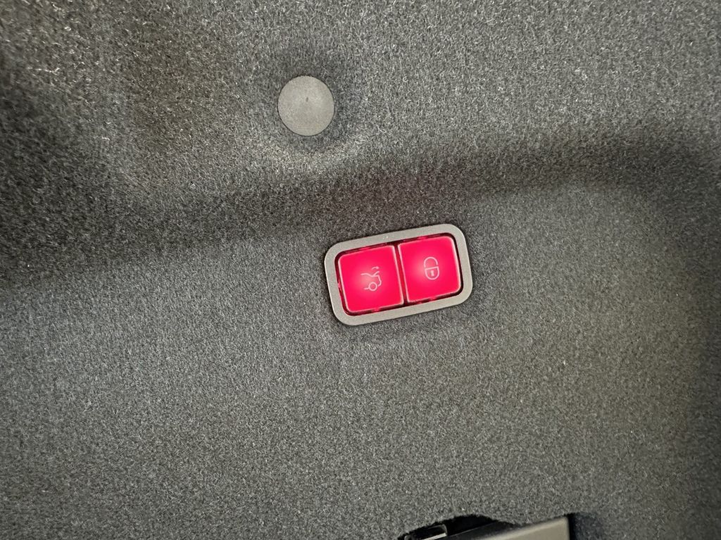 Mercedes-Benz SL 63 AMG 2023