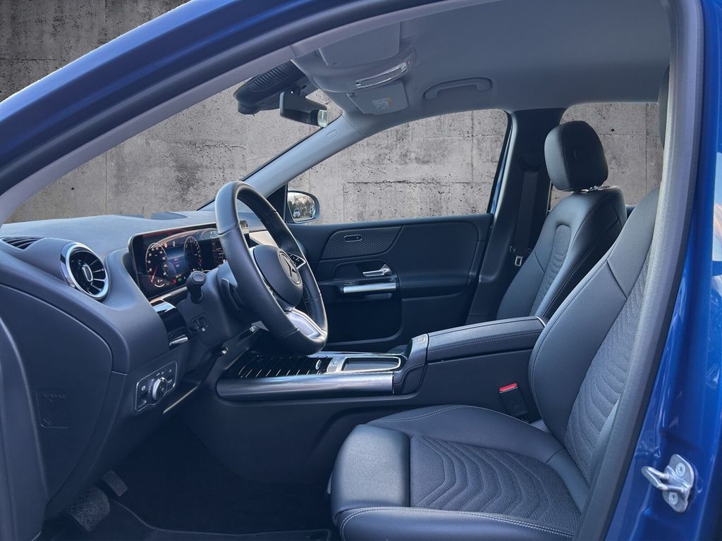 Mercedes-Benz B 250 2023