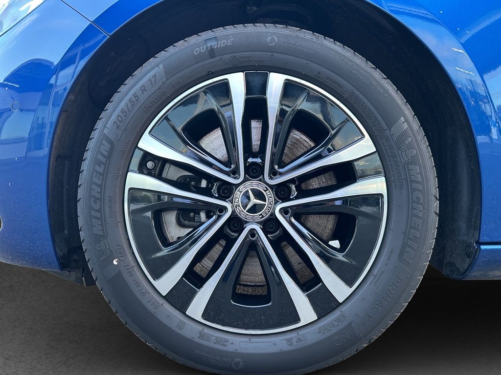 Mercedes-Benz B 250 2023