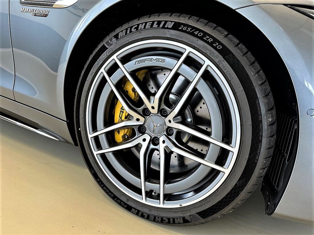 Mercedes-Benz SL 63 AMG 2023