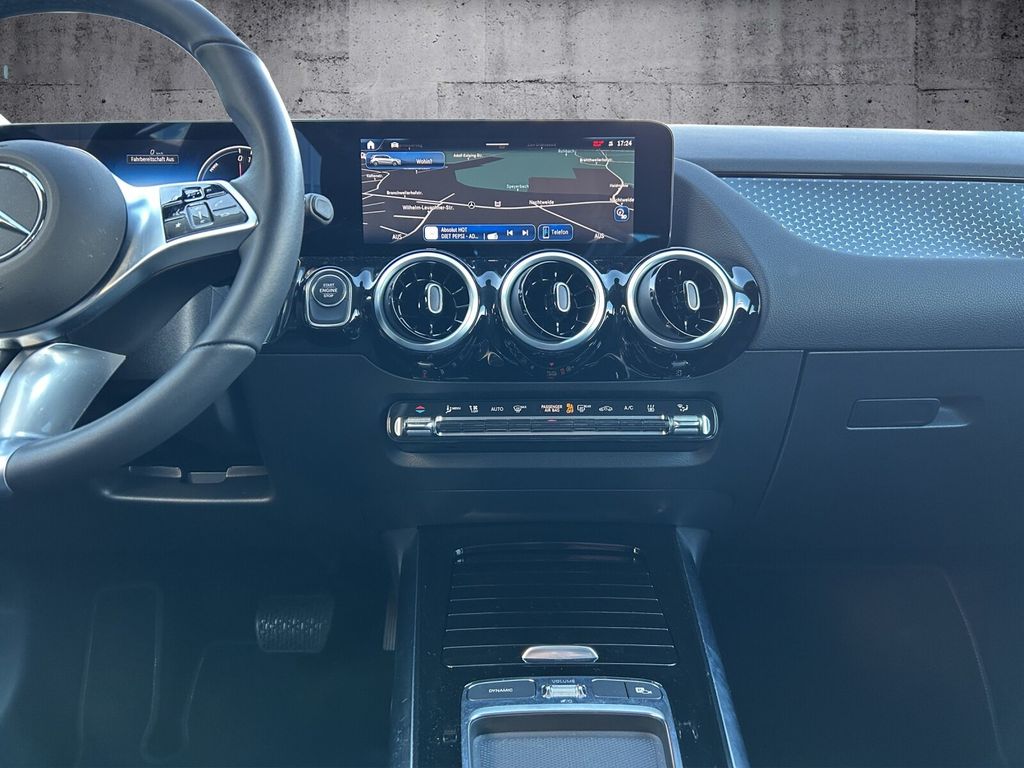 Mercedes-Benz B 250 2023