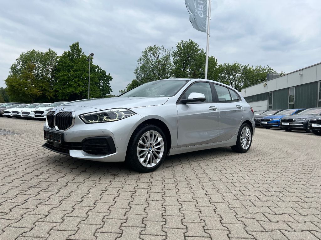 BMW 118 2021