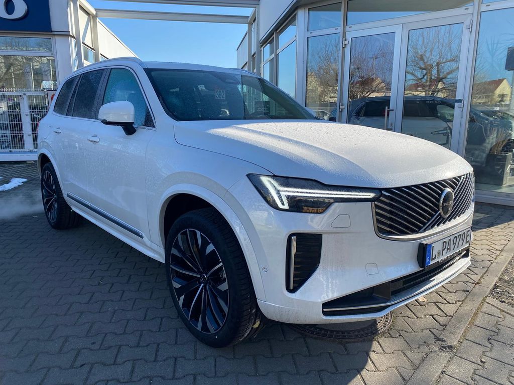 Volvo XC90 2025