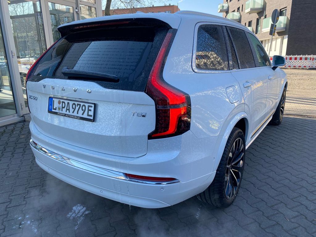 Volvo XC90 2025