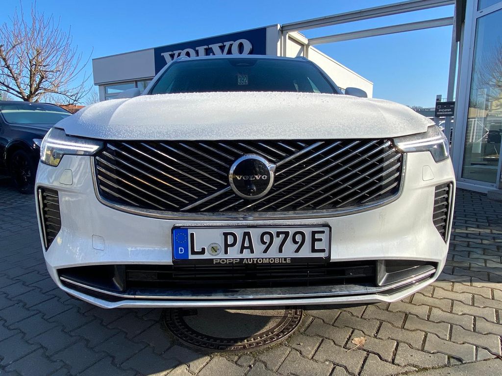 Volvo XC90 2025