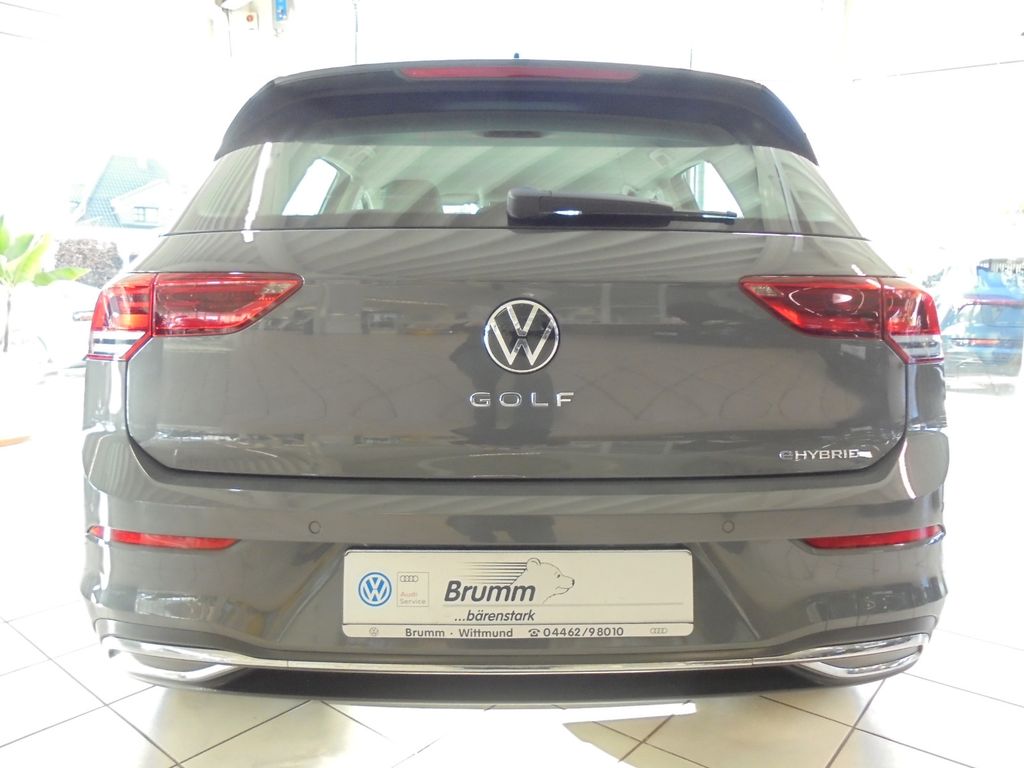 Volkswagen Golf 2021