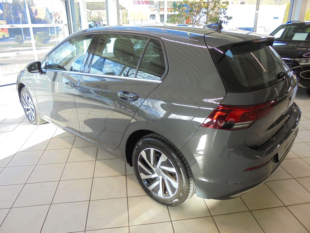 Volkswagen Golf 2021