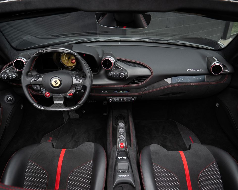Ferrari F8 2020