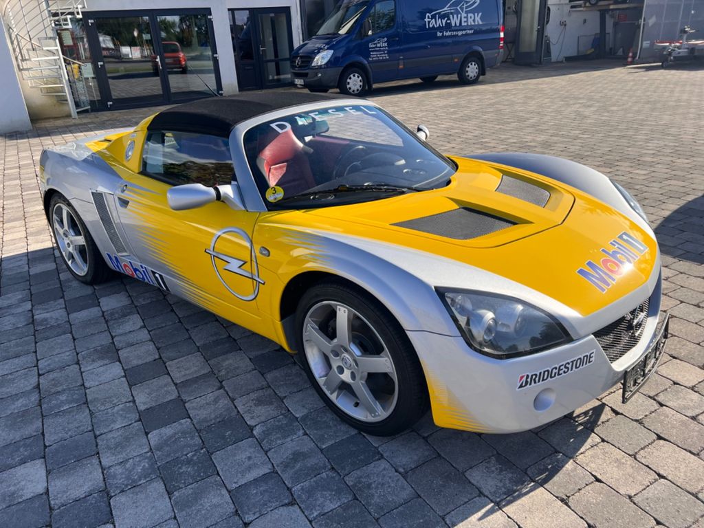 Opel Speedster 2001