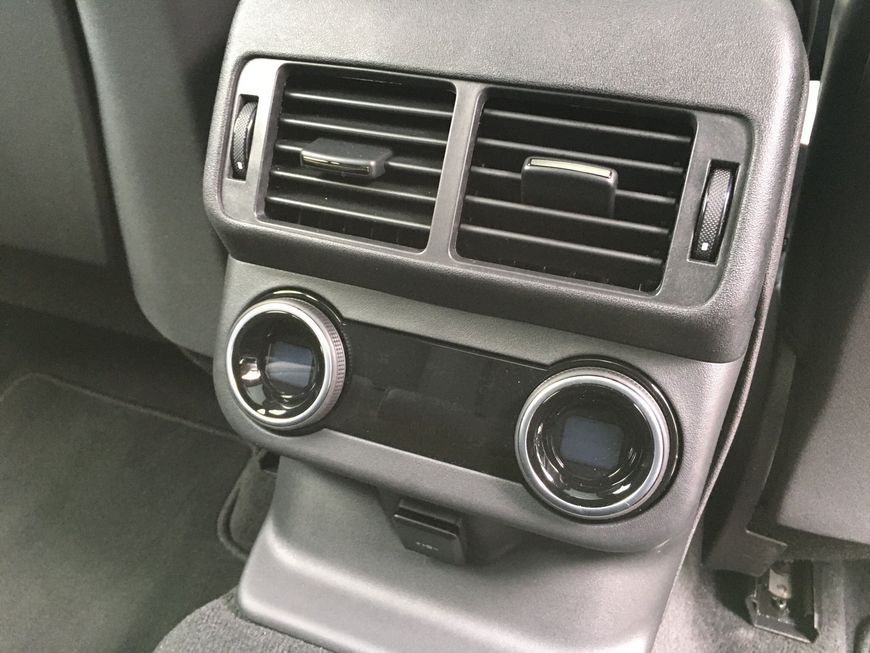 Land Rover Range Rover Velar 2024