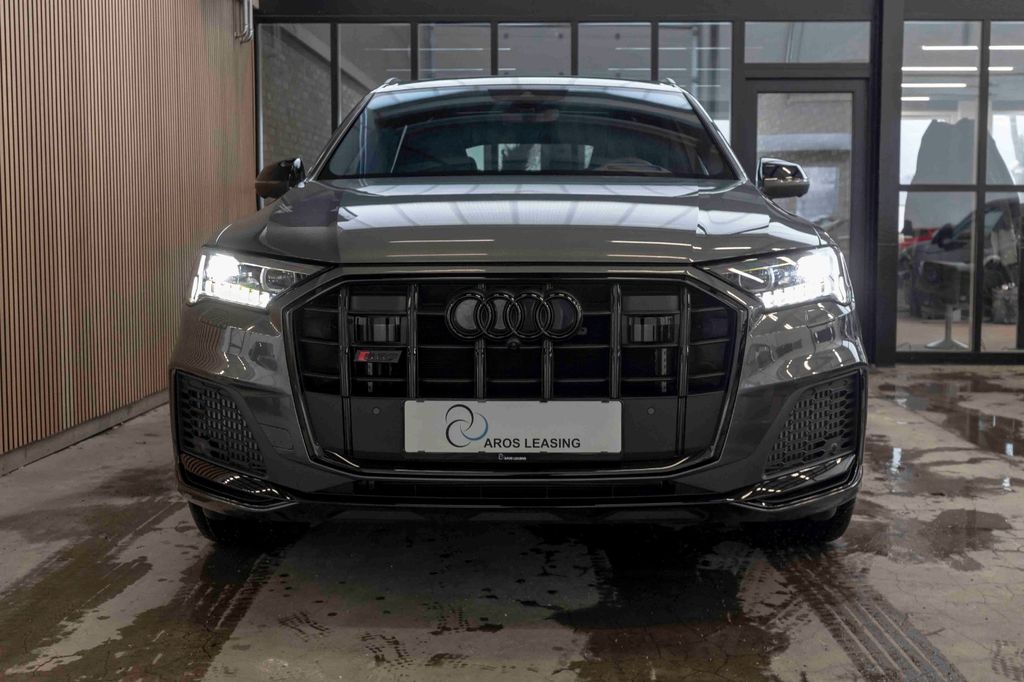 Audi SQ7 2023