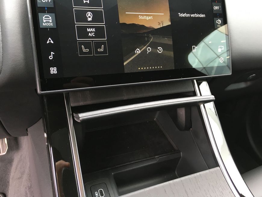 Land Rover Range Rover Velar 2024
