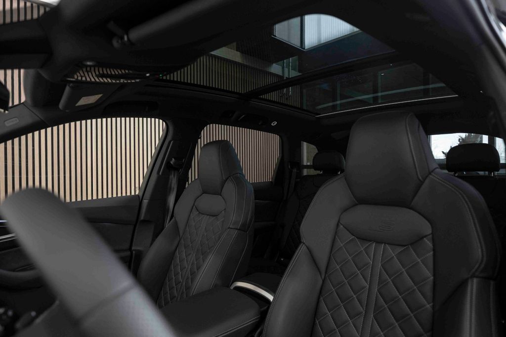 Audi SQ7 2023