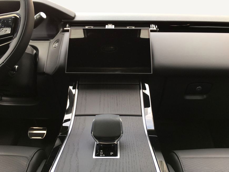 Land Rover Range Rover Velar 2024