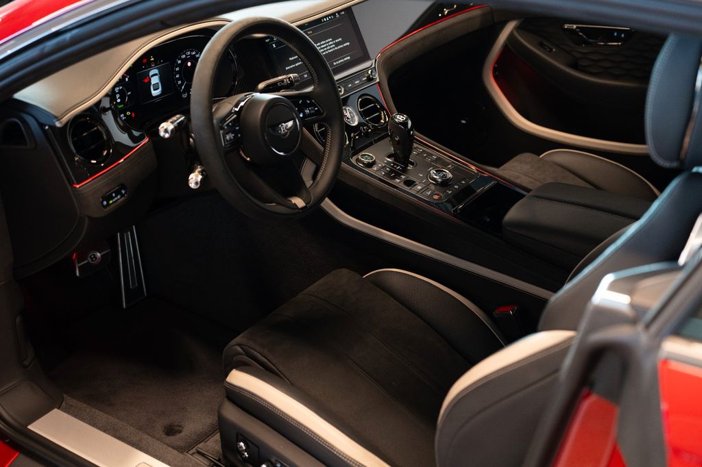 Bentley Continental GT 2024
