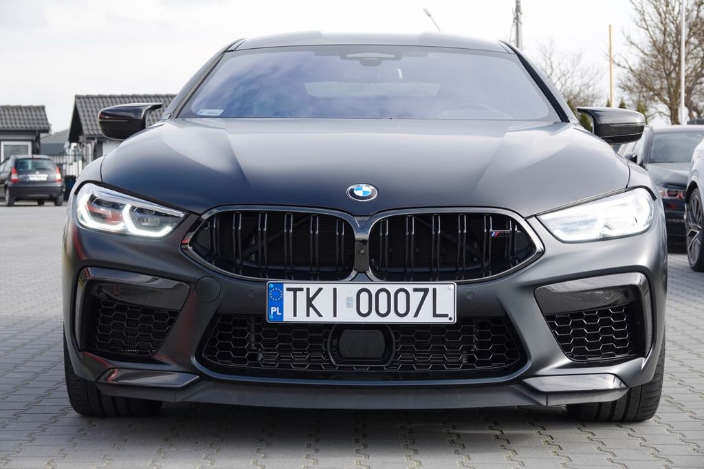 BMW M8 2022