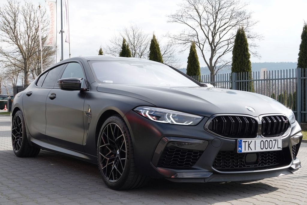 BMW M8 2022