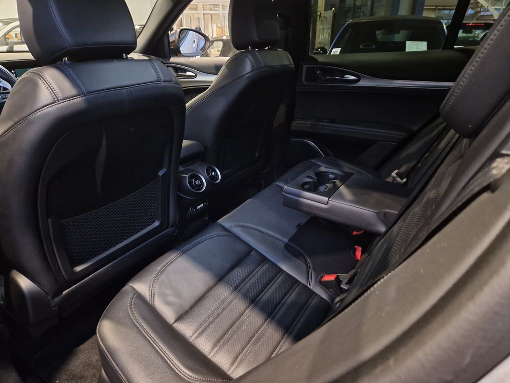 Alfa Romeo Stelvio 2020