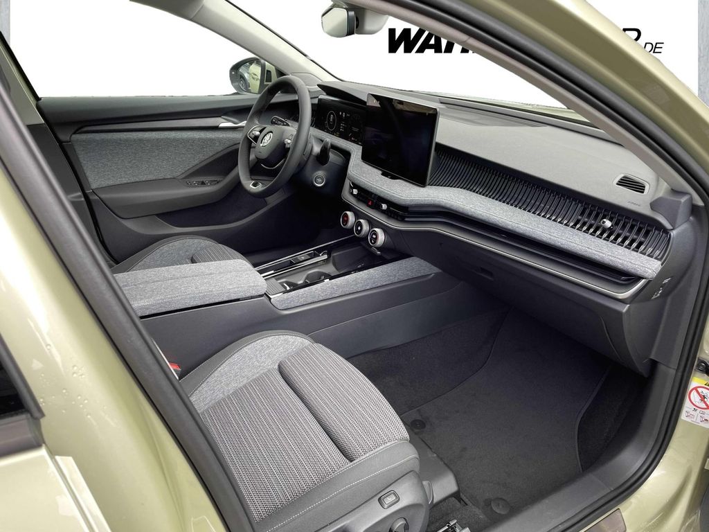Skoda Superb 2025