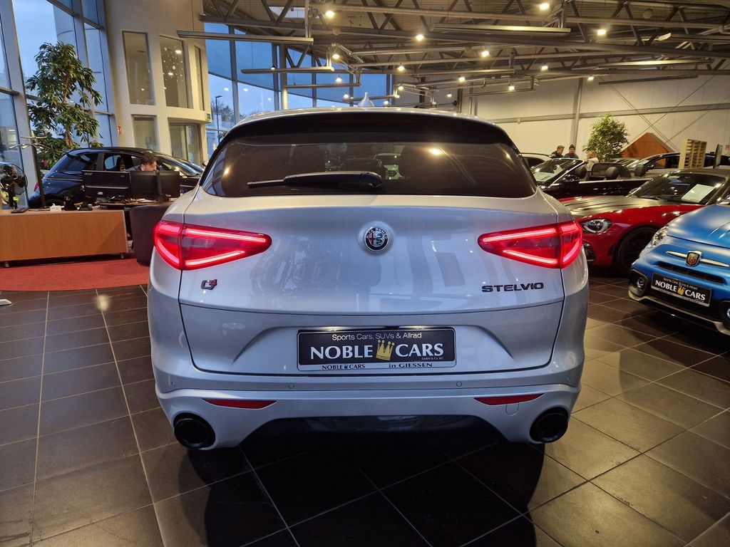 Alfa Romeo Stelvio 2020