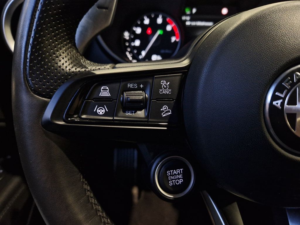 Alfa Romeo Stelvio 2020