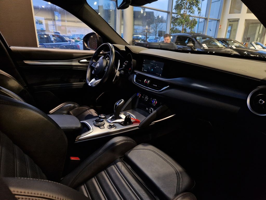 Alfa Romeo Stelvio 2020