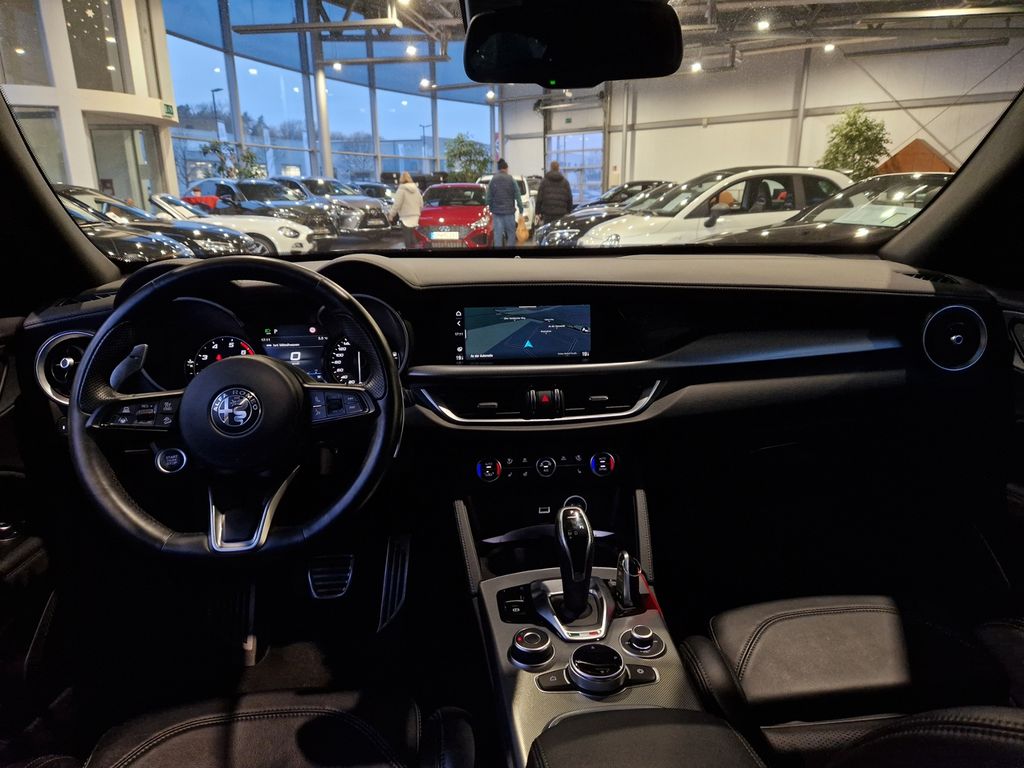 Alfa Romeo Stelvio 2020