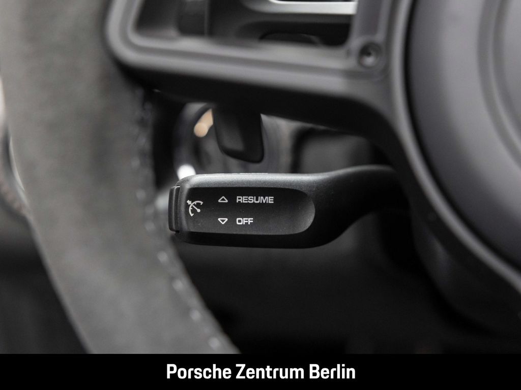 Porsche Boxster 2025