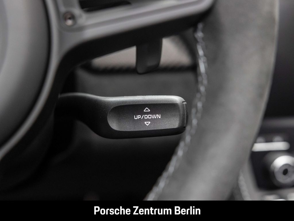 Porsche Boxster 2025