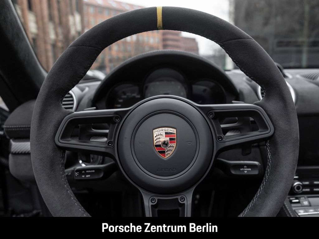 Porsche Boxster 2025