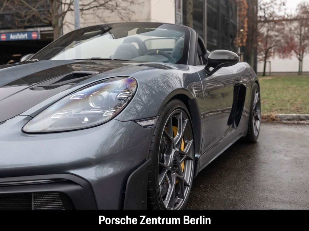 Porsche Boxster 2025