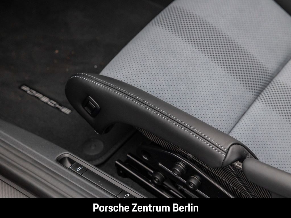 Porsche Boxster 2025