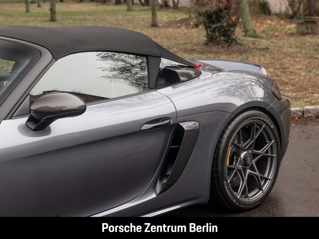 Porsche Boxster 2025