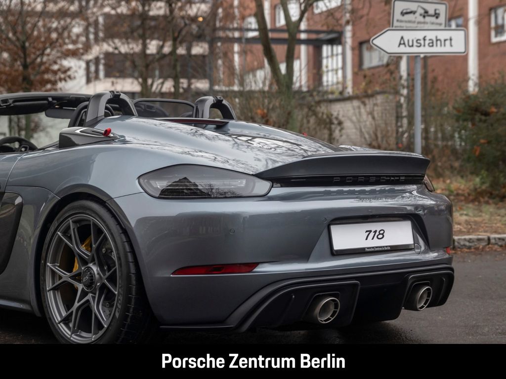 Porsche Boxster 2025