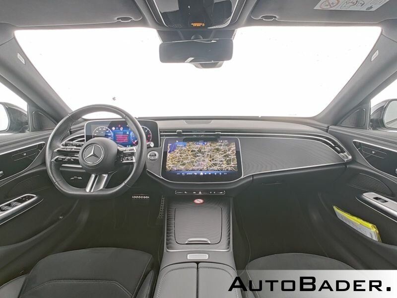 Mercedes-Benz E 220 2024