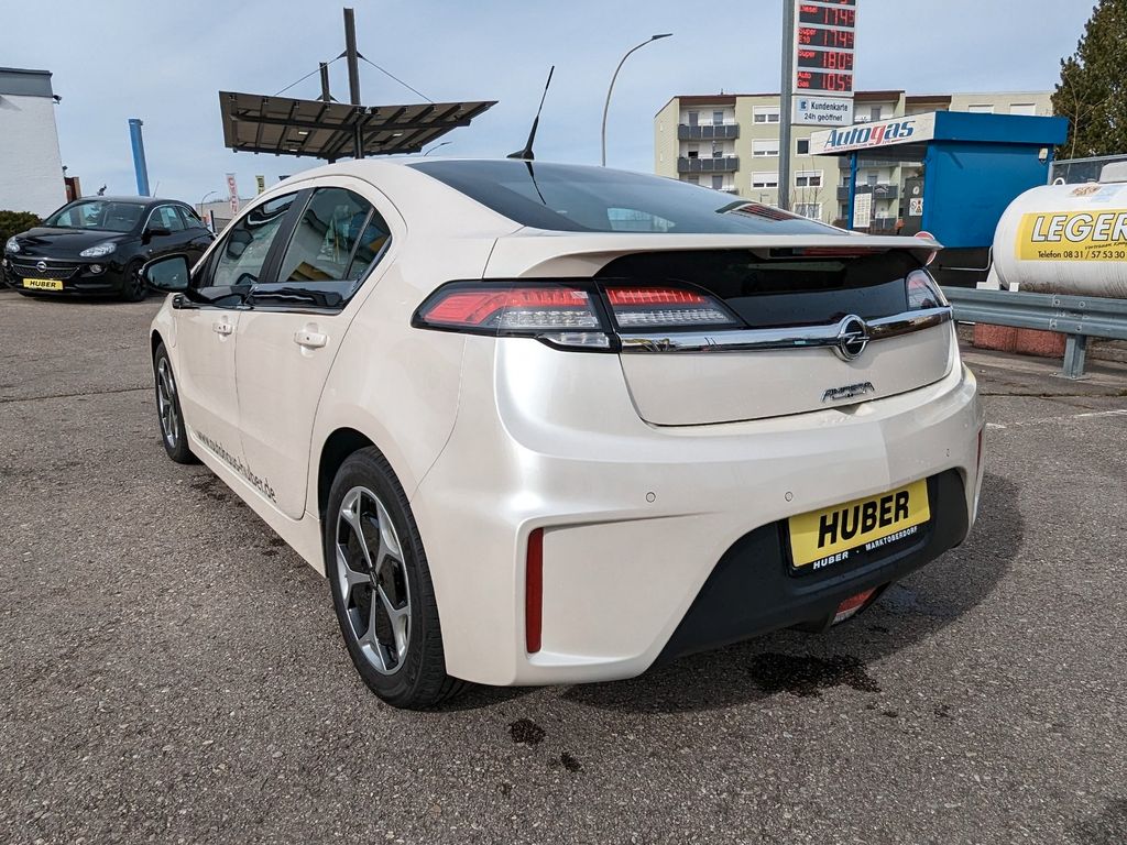 Opel Ampera 2012