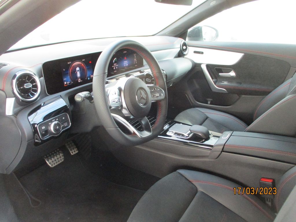 Mercedes-Benz CLA 200 2019