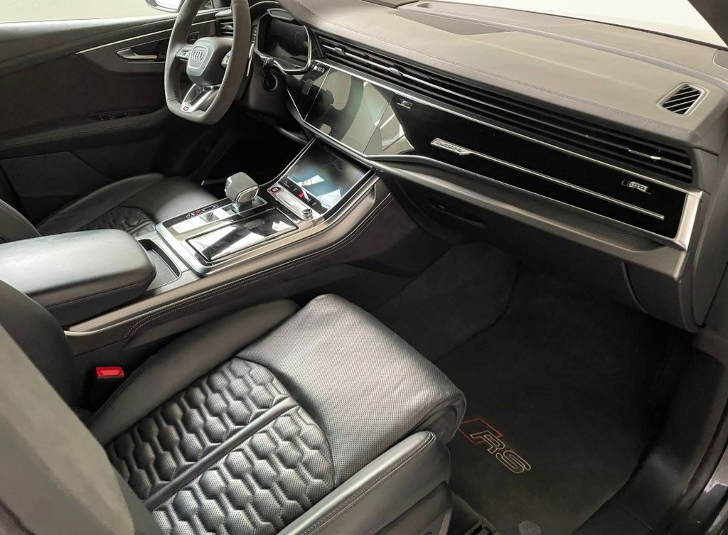 Audi RSQ8 2021
