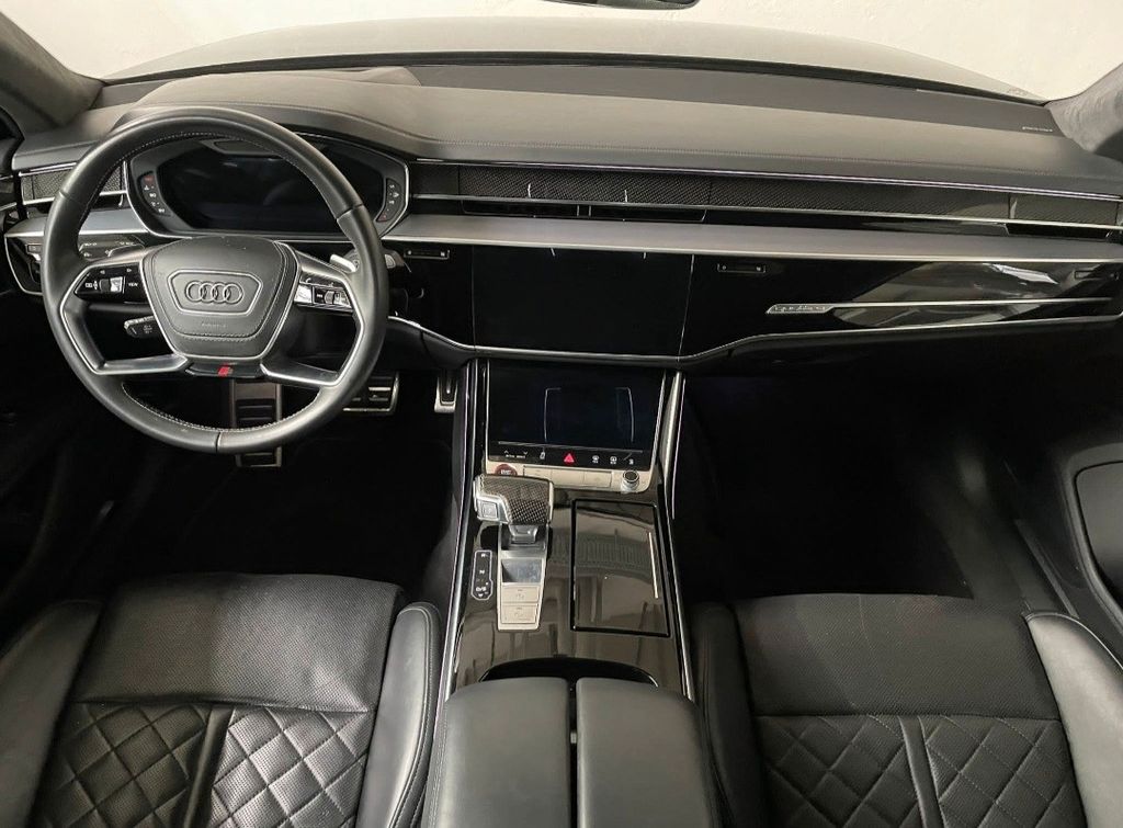 Audi S8 2021