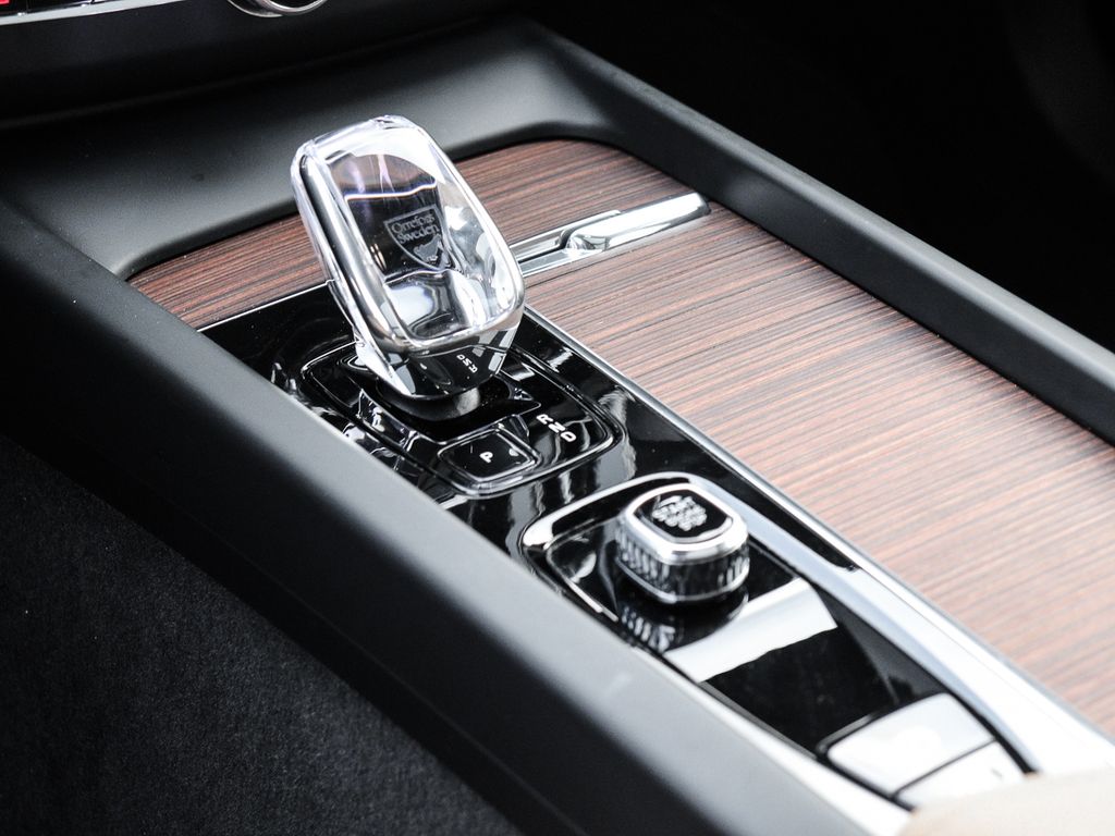 Volvo XC60 2024