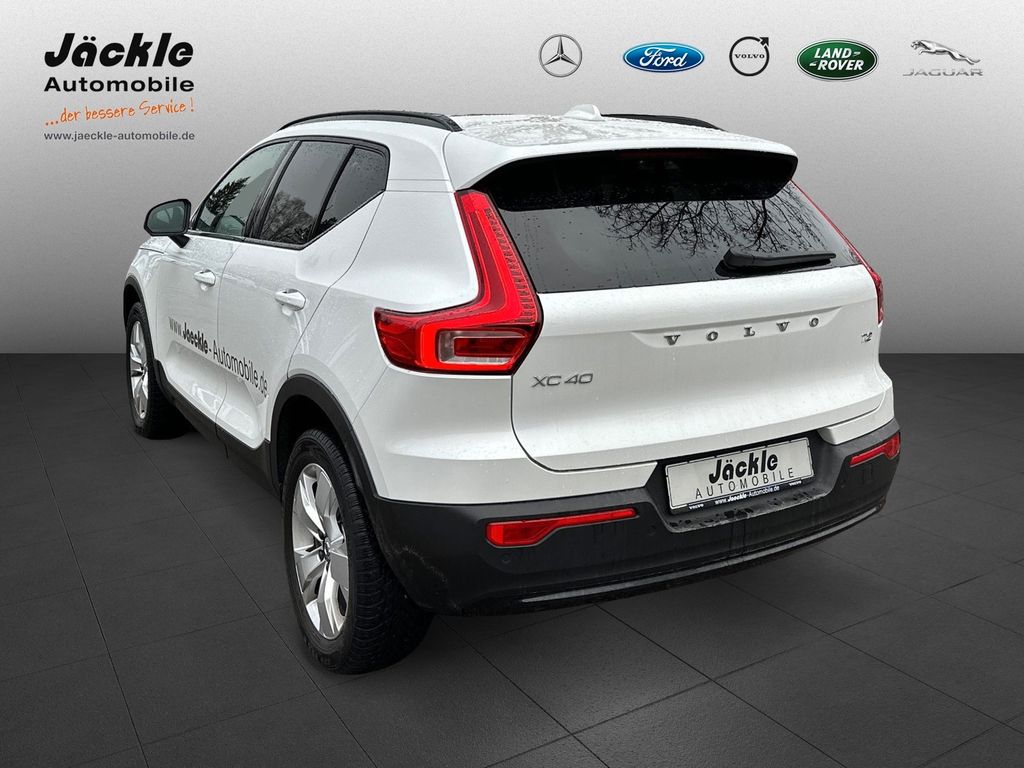 Volvo XC40 2024