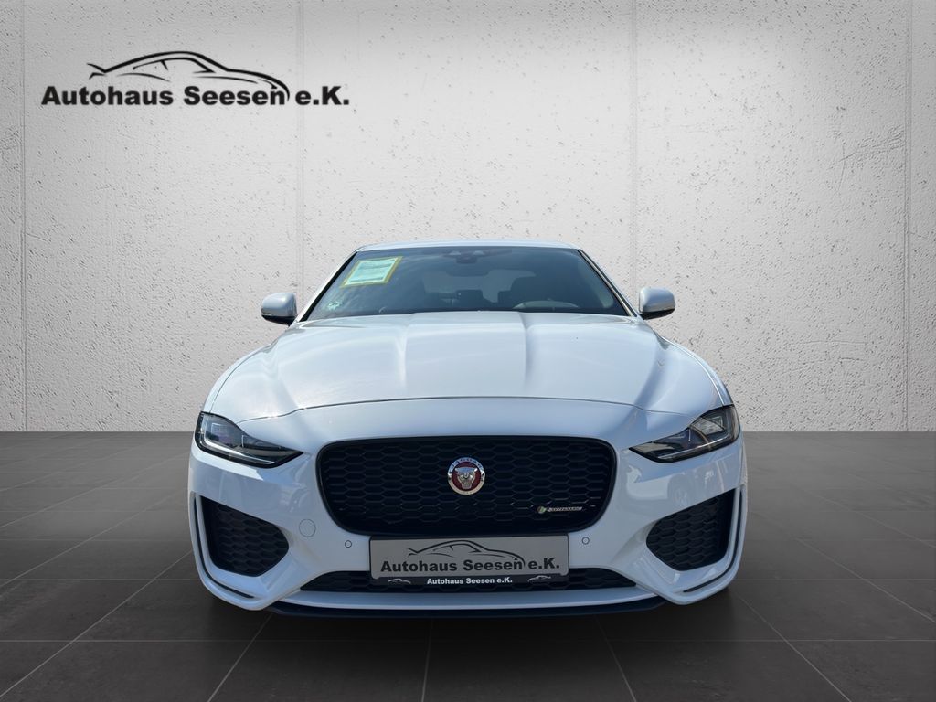 Jaguar XE 2020